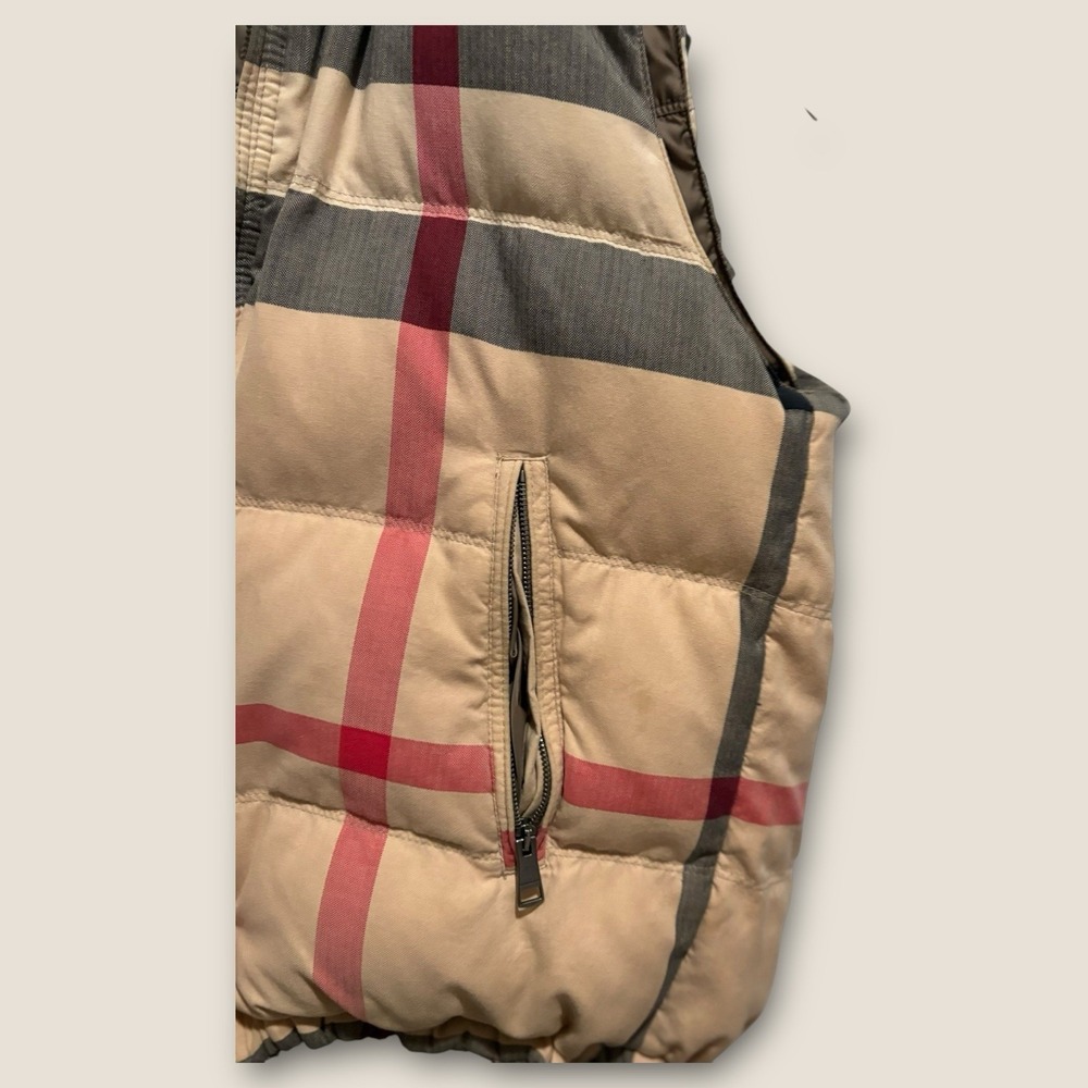 Burberry Reversible Nova Check Puffer Vest Hooded Beige Plaid Men's - Picture 7 of 8